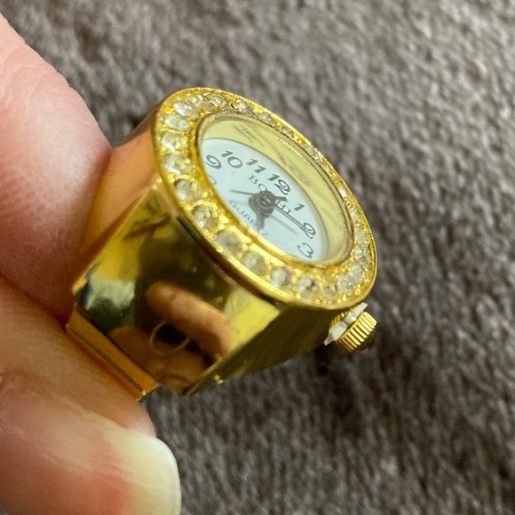 Retro BOZHI Watch Stretch Ring! - Picture 3 of 4